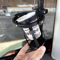 Neišsiliejantis giroskopinis puodelio laikiklis, reguliuojamas spaustukas, pakabinamas 3D motociklo gėrimų laikiklis, daugiafunkcinis savaime išsilyginantis puodelio laikiklio spaustukas juoda