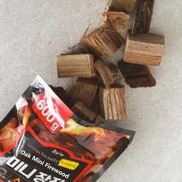 600g(1,32 svaro) ąžuolo rūkytos mini malkos black