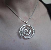 Fall 2025 Titanium Steel Spiral Necklace For Women With Geometric Design