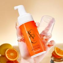 Five-Dimensional Vitamin C Gentle Bubble Cleanser: Refreshing, Brightening, Soothing, Non-Tightening, Moisturizing Facial Cleanser Five-Dimensional Vitamin C Bubble Cleanser