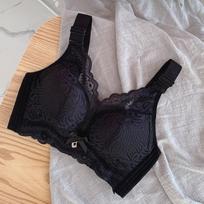 Underwear Thin Anti Sagging Thin Bra Thick Cup Gathering Bra 42/95B juoda