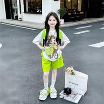 Kids' Summer Dopamine Set: Korean Style Casual Round Neck Tee & Thin Shorts Two-Piece 130 cm žalia