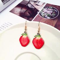 Korean Dongdaemun Creative Strawberry Stud Earrings žemuogės