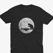 Cat vs Mouse Chess Match Tee, Chess Shirt for Chess Enthusiasts, Cool Chess T-Shirt, Chess Gift, Chess Merch, Gift For Chess Player XL