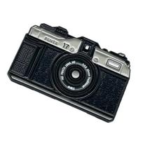 Film Camera Shape Brooch Elegant Clothing Jewelry Fashion Accessories Suitable for Fashion Women and Girl Present