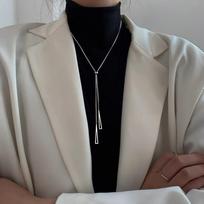 Minimalist Alloy Necklace With Black Onyx Pendant Choker-Style Chain Winter Sweater Layering Gold Tone Ships within 15 days