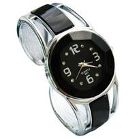 Women Fashion Opening End Quartz Analog Round Case Bracelet Bangle Wrist Watch juoda