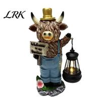 Durable Outdoor Solar Lamp Highland Cow Garden Statue, Resin Animal Figurine with Powered Eco-friendly Lantern Lantern, Waterproof Ornament for Lawn, ruda