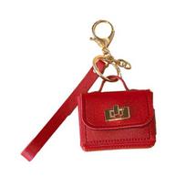 Keychain Pendant Mini Handbag Charm Key Chain with Versatile Hanging Buckle Wear-Resistant Imitation Leather Keychain Backpack Accessories raudona
