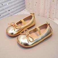Girls' Bow Princess Mary Jane Shoes - Soft Soles for Spring/Autumn 2026, Comfortable & Versatile Dance Leather Footwear Sizes 23-25: 30 pairs auksas