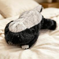 Hot Sale Desktop Pet Little Animal Plush Toys Fluffy Lion Otter Goat Honey Badger Mammoth Doll Office Companion Cute Gift 25cm