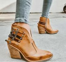 Women Fashion Boots Female Waterproof Short Boots High Heels Slip on Unisex Ankle Winter Boots Plus Size 43 Botas Femininas 2025 35 ruda