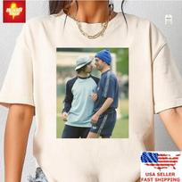 Damon Albarn And Liam Gallagher Vintage Britpop Rock Band Graphic T-Shirt Limit Unisex T-Shirt S