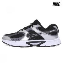 Nike V5 Rnr Running Shoe 6.5Y(245)