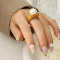 Žiedas Y formos Dideli dirbtinių perlų žiedai moterims Per dideli žavesio papuošalai 8 beige