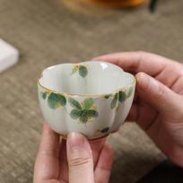 MULTIPOTENT Master Cup Kung Fu Tea Cup, Ceramic Tasting Cup, Gift Box, Osmanthus Series Plum Blossom Petal Cup, Gift Present