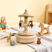 Wooden Carousel Music Box: Children's Toy & Home Decor - Creative Birthday Gift 11x11x17.5 cm