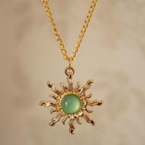 Retro Gothic Sun Necklace And Drop Earrings With Alloy Material For Womens Party Accessory Necklace