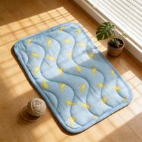 Cool Ice Silk Small Pet Nest Pad, Single Piece Soft Mat, Ideal Sleeping Cushion for Hamster, Hedgehog, Chinchilla and Rabbit (blue,40X30cm) mėlyna
