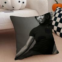R-Regina King Cushion Cover Throw Pillow Cover Hidden Button Durable Polyester Chair Cushion Peach skin 18*18(CM)-1Pcs