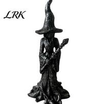 Hecate Statue Witch Statue, Gothic Halloween Resin Figurine, Dark Witchcraft Themed Decor Fantasy Ornament for Desktop, Bookshelf, Home, Office Greek