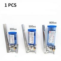 1PC hand operated grease pump press lubricating grease lubricator 300CC/500CC/800CC manual lubricating oil pump hand lubrication 300C