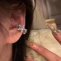 Rhinestone Starburst Ear Cuff: Elegant, Non-Piercing Earrings for Women