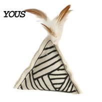 Bite-resistant Cat Toy Canvas Pyramid Toy, Catnip Filled with Feathers, Stuffed Durable Bell for Interactive Play Indoor Cats Anxiety A
