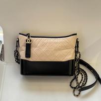 [Pre-Owned] Gabrielle Quilted Gold Chain Leather Hobo Bag - Excellent #QHFSH0 ONE SIZE