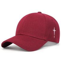 Unisex Cross Embroidery Snapback Baseball Caps Spring and Autumn Outdoor Adjustable Casual Hats Sunscreen Hat raudona