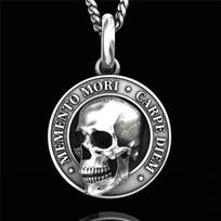 Vintage Ethic Memento Mori Carpe Diem Letter Skull Necklace for Men Fashion Punk Christmas Skeleton Women Couple Gifts sidabras