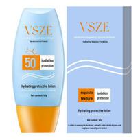Refreshing Non-Greasy Moisturizing Sunscreen with UV Protection Hydrating Protective Lotion