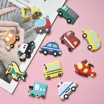 5 vnt. Kūrybingi animaciniai automobiliai Šaldytuvo magnetai vaikams Mažo dydžio magnetinis šaldytuvo magnetas Transporto magnetai