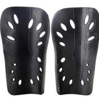 Lightweight Plastic Soccer Shin Guards 2-Pair Protective Calf Gear for Adults Football Players Shin Guard Sleeves M juoda