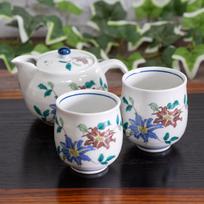 Waza no Kura Stylish Pair Teacups and Teapot Kutani Clematis Japanese Made in Perfect Gift for or 88th Birthday Celebrations Set, Ware, Design, balta