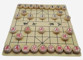 Sulankstomas Xiangqi kinų šachmatų rinkinys, mediniai figūrėlės su odine lenta, nešiojamas strateginis stalo žaidimas kelionėms ir namams smėlis