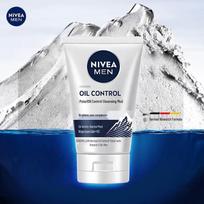 NIVEA Men's Brightening Oil Control Facial Cleanser