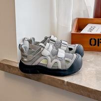 Girls Summer Mesh Sports Sandals Soft Sole Closed Toe Non Slip Breathable Lightweight Walking Shoes For Kids The inner length of size 26 is 16.6cm
