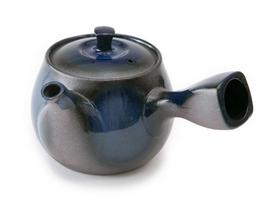 A meticulously teapot with a lapis lazuli 450ml made in Japan crafted, rounded-corner glaze, capacity, (Banko ware). mėlyna