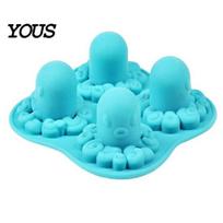 Novelty Ice Cube Tray Octopus Mold, 4 Grid Maker, Food Grade Mold For Cocktails Soft TPR Easy Release for Jelly Chocolate Drinks And