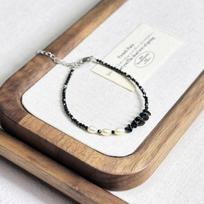 Elegant Black Spinel and Natural Pearl Irregular Crystal Necklace