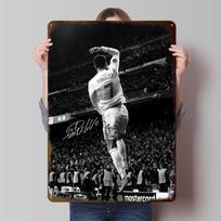Messi Soccer Ronaldo Poster Customized Wall Art Vintage Metal Signs Retro Tin Plaque for Man Cave Home Decor Living Room House 20x30cm（7.8x11.8inch）