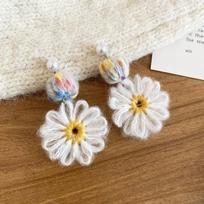 Sweet Daisy Flower Earrings Cute Bohemia Dangle Earrings Trendy Flower Crochet Earrings  Girls balta