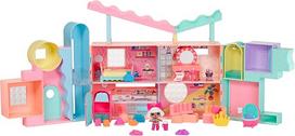 „L.O.L. Surprise!“ „Squish Sand Magic House“ su kolekcine lėle „Diva“ – žaidimų rinkinys su kolekcine lėle, „Squish Sand“ smėliu, siurprizais ir aksesuarais – puikiai tinka mergaitėms nuo 4 metų
