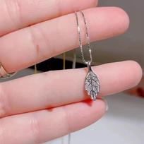 Full Leaf Pendant Necklace, Delicate Chain Choker for Women One Size