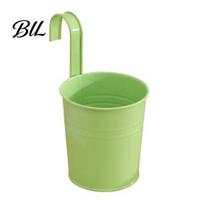 Multi-use Plant Container Metal Hanging Planter Flower Pot with Drain Hole Detachable Wall Hook Railing for Balcony Garden Fence S šviesiai žalios spalvos