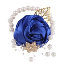 Luxurious Satined Rose Bridal Wrist Flower with Artificial Pearls Decors For Birde Weddings Receptions Formal Occasion karališkos mėlynos spalvos