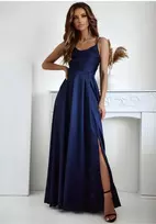Ilga suknelė With You“ – elegantiška ir stilinga apranga