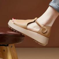 New Soft Leather Sandals Flat Velcro Casual Open-toe Soft-soled Shoes Versatile and Fashionable Women's Shoes 35 abrikosas