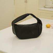 High-end, Niche Leather Crossbody Bag That Can Be Worn in Various Ways and Is Suitable for All Occasions. Soft Dumpling-style Bag. juoda
